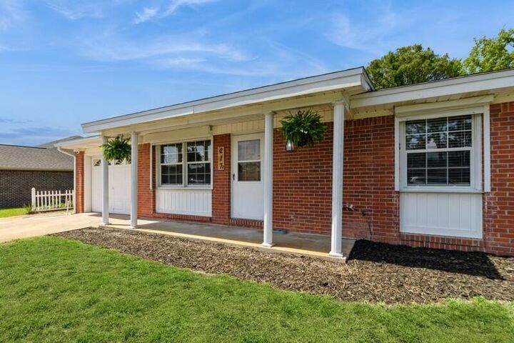 Property Photo: 217 NW Martisa Road FL 32548