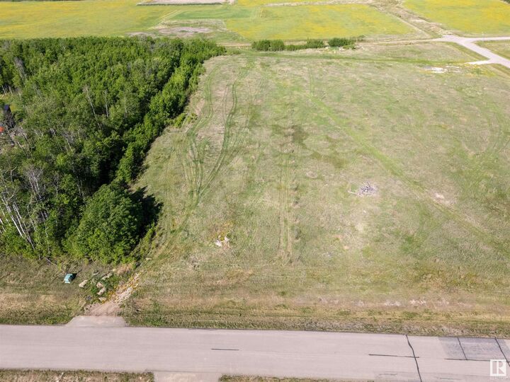 121 42324 Twp Rd 632 — photo 1