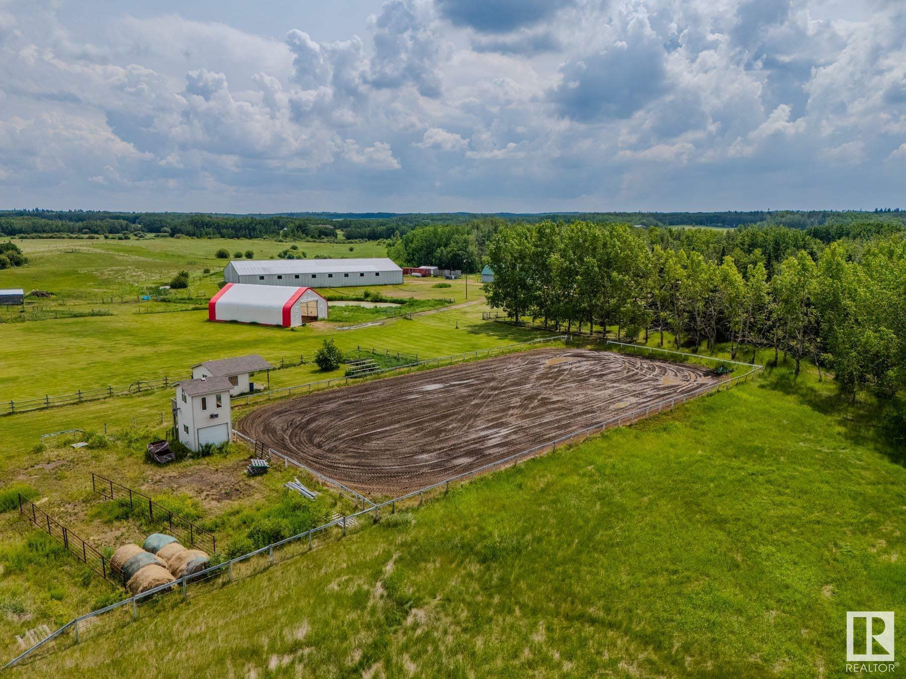 53153 Rge Road 213  Rural Strathcona County AB T8G 2C3 photo
