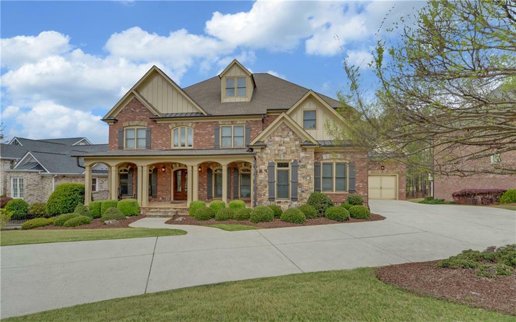 Property Photo: 5224 Brendlynn Drive GA 30024