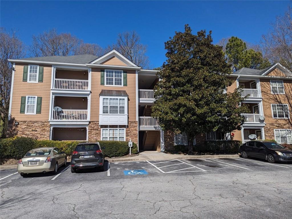 Property Photo: 434 Bentley Place GA 30084