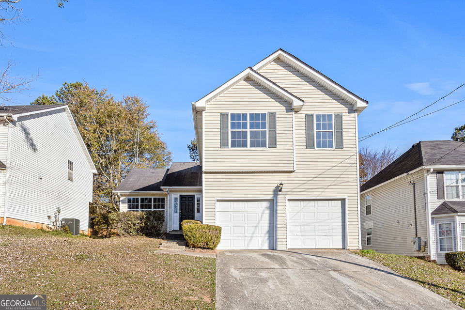 Property Photo: 6422 Phillips Court GA 30058