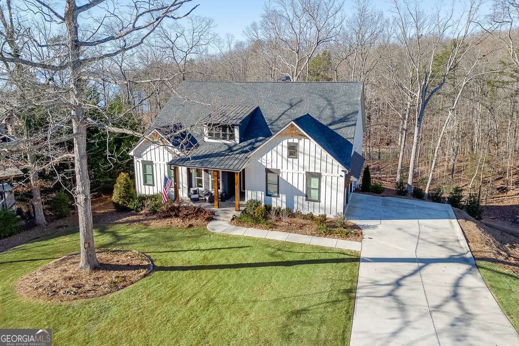 Property Photo: 6014 Warpath Road GA 30542