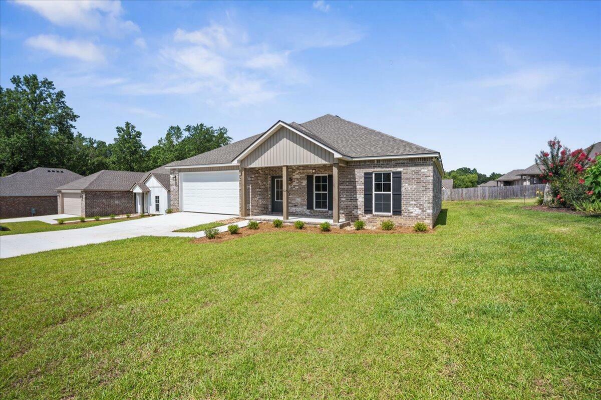 Property Photo: 10 Golden Oak MS 39402