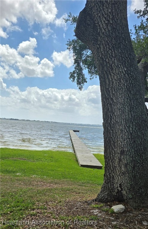 Property Photo: 12 Mallard Drive FL 33852