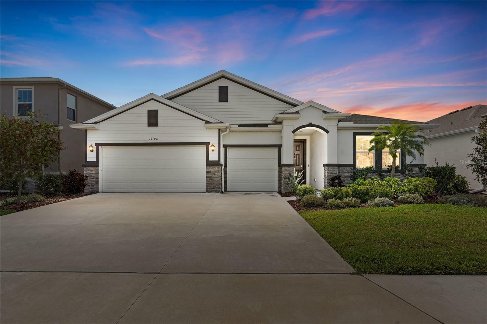 Property Photo: 17108 Harvest Moon Way FL 34211