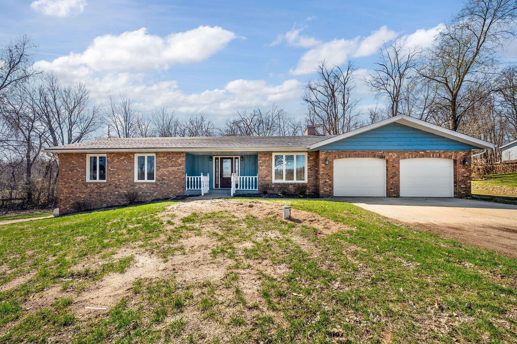 Property Photo:  5944 Daniel Boone Trail  MI 49103 