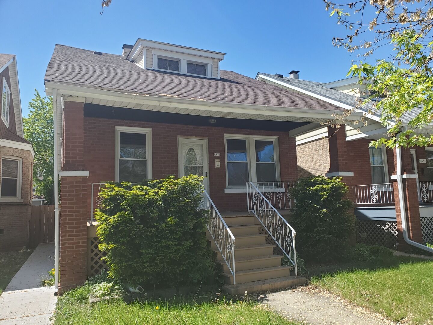 Property Photo:  2630 N Parkside Avenue  IL 60639 