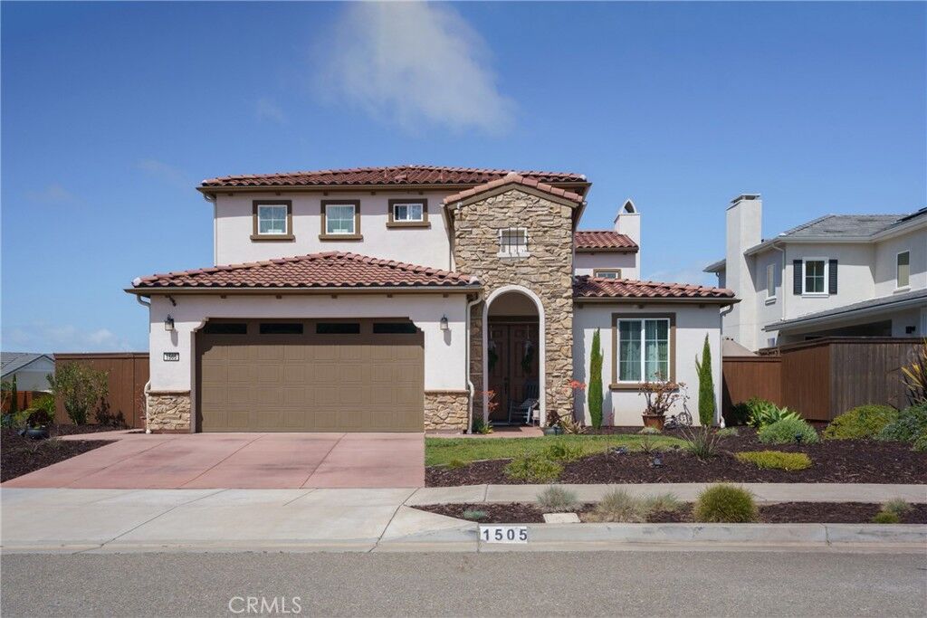 Property Photo: 1505 Copperberry Way CA 93455