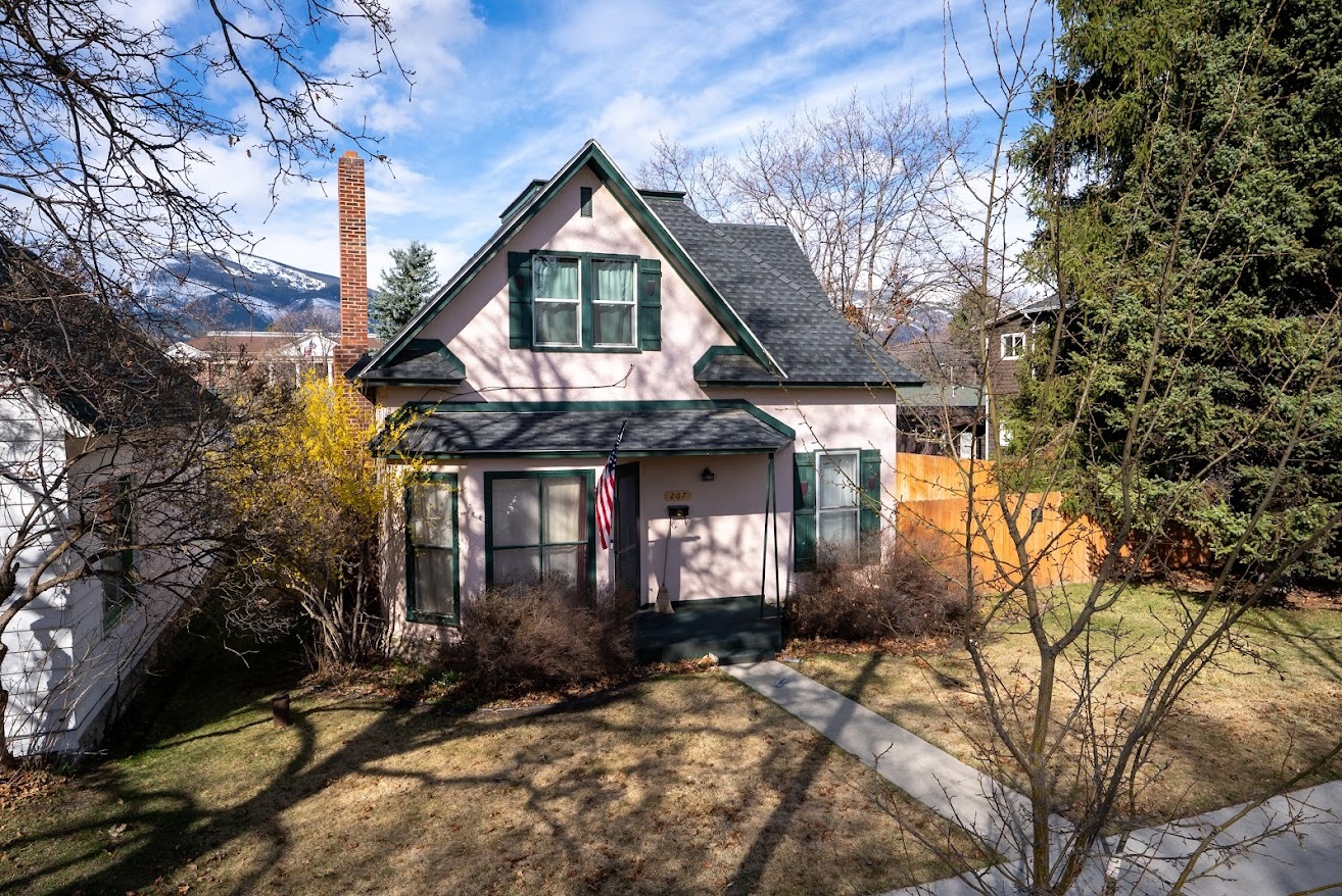 Property Photo:  207 S 3rd Street  MT 59840 