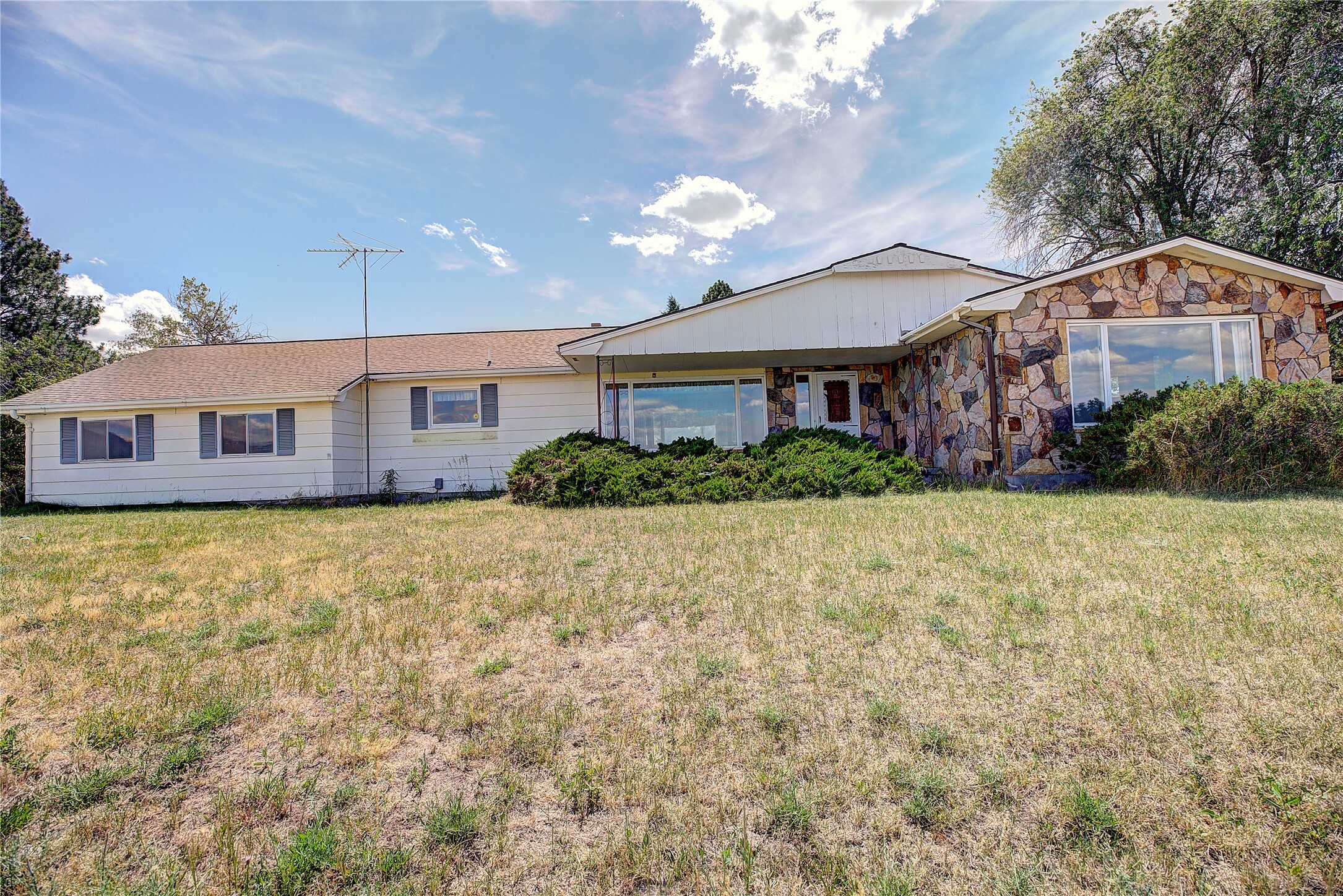 Property Photo: 37315 Kerr Dam Road MT 59860