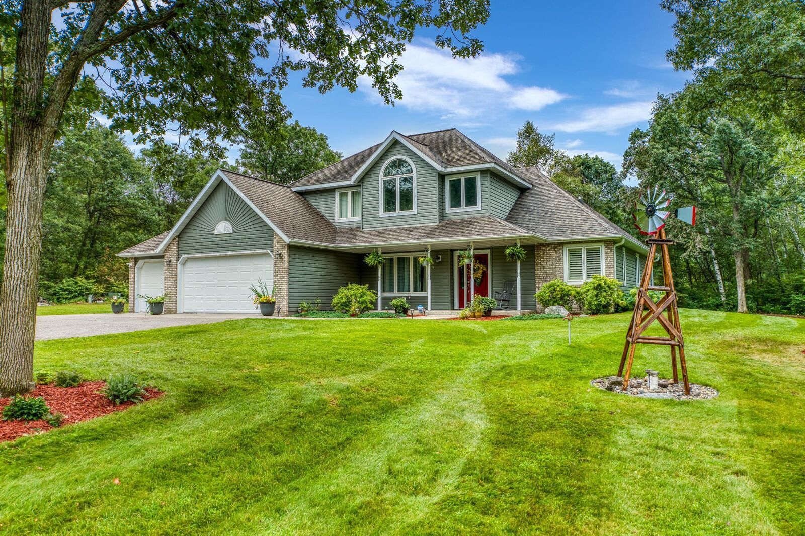 Property Photo: 3414 Hansen Court NW MN 56601