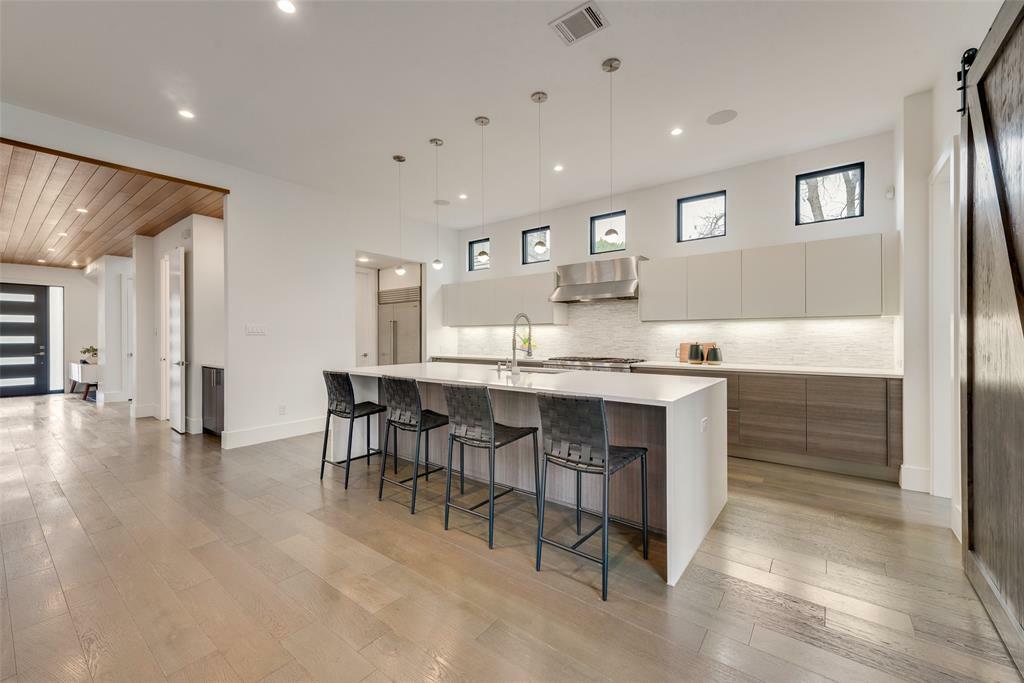 Property Photo:  6420 Kenwood Avenue  TX 75214 