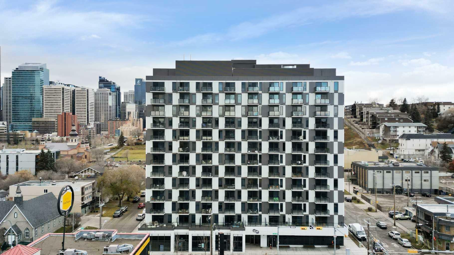 Property Photo: 123 4 Street NE 402 AB T2E 8K3