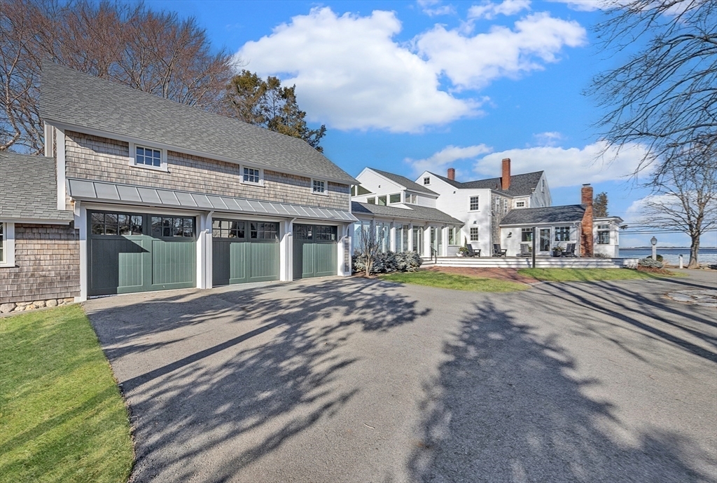 Property Photo: 284 Water St MA 01950