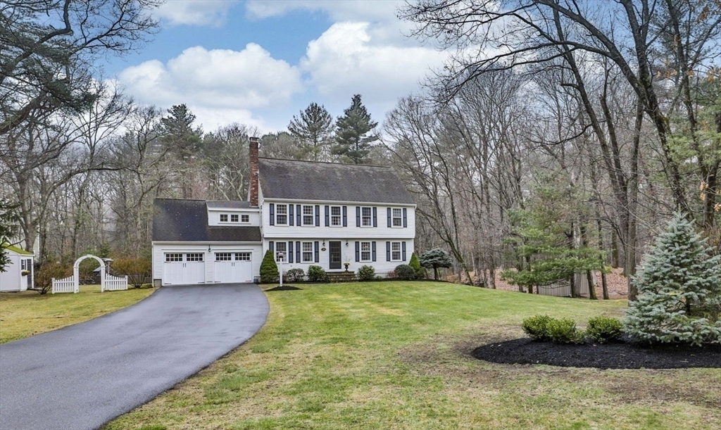 124 Stonecleave Road  North Andover MA 01845 photo