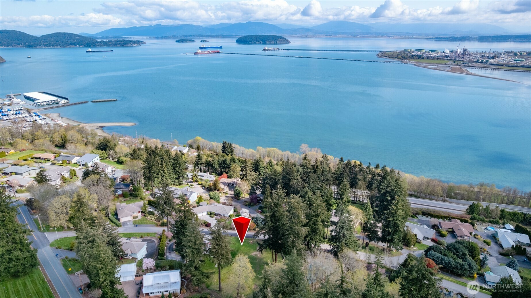 Property Photo: 4014 Mitchell Drive WA 98221
