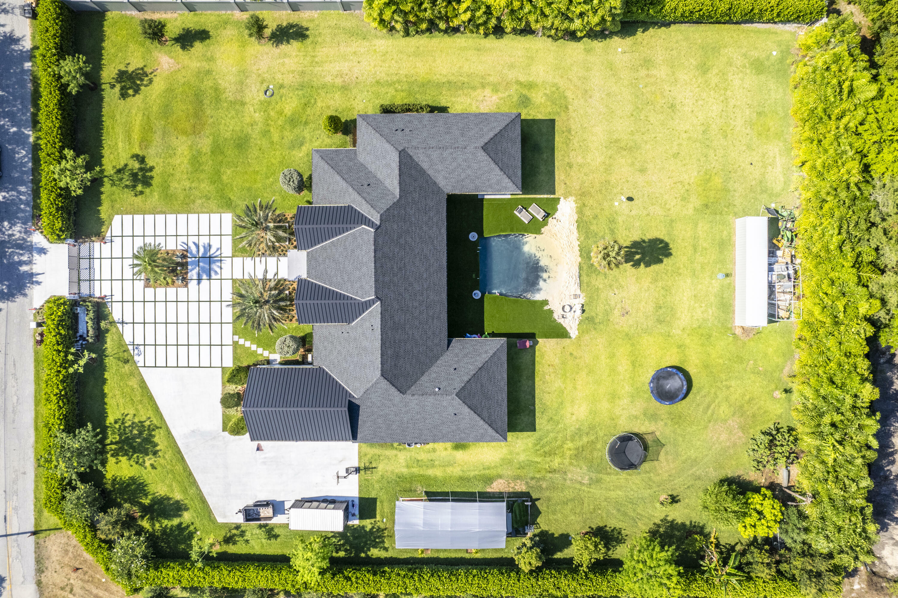 Property Photo: 6463 NW 71st Terrace FL 33067