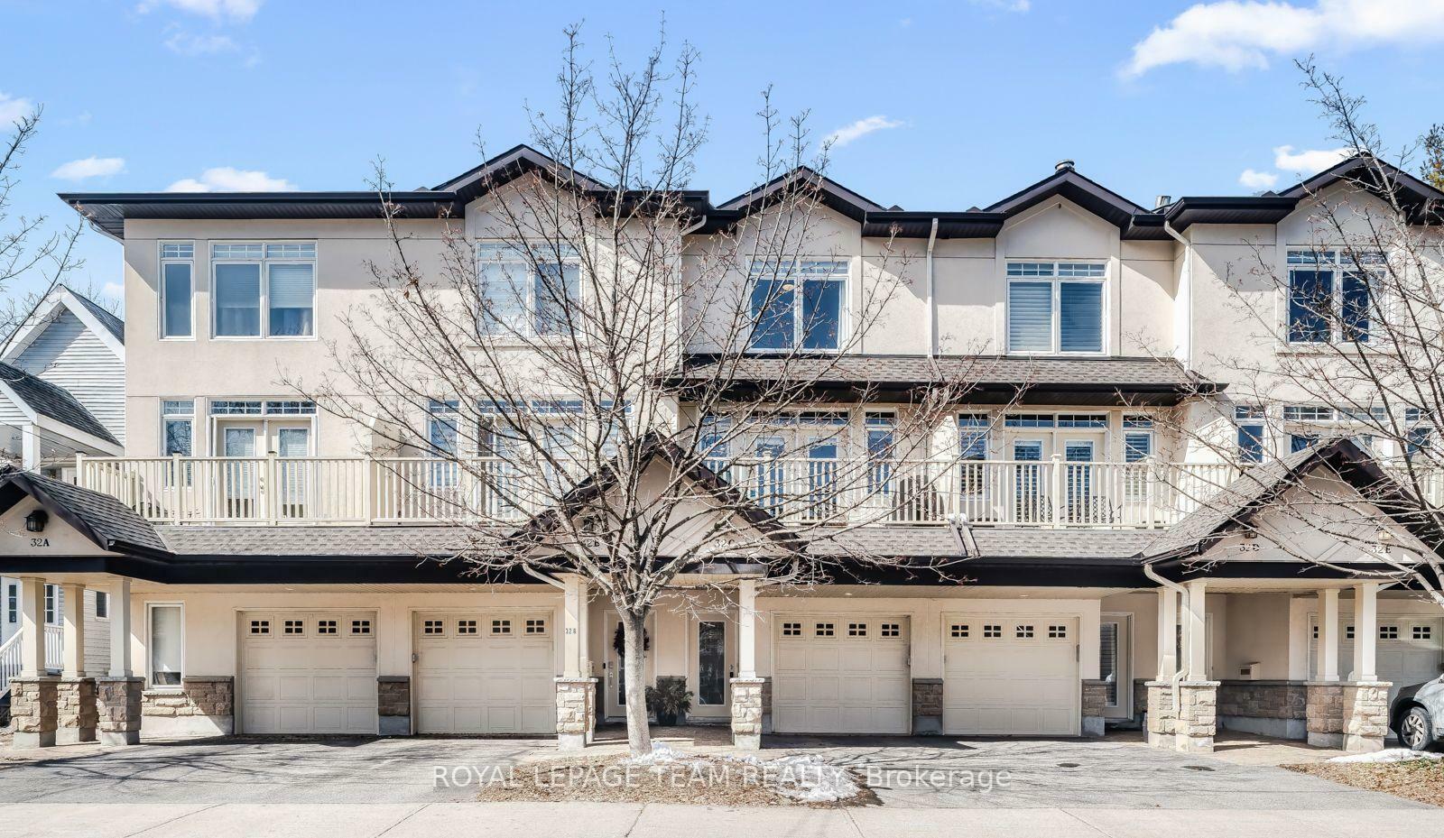 Property Photo: 32C Douglas Avenue ON K1M 1G2