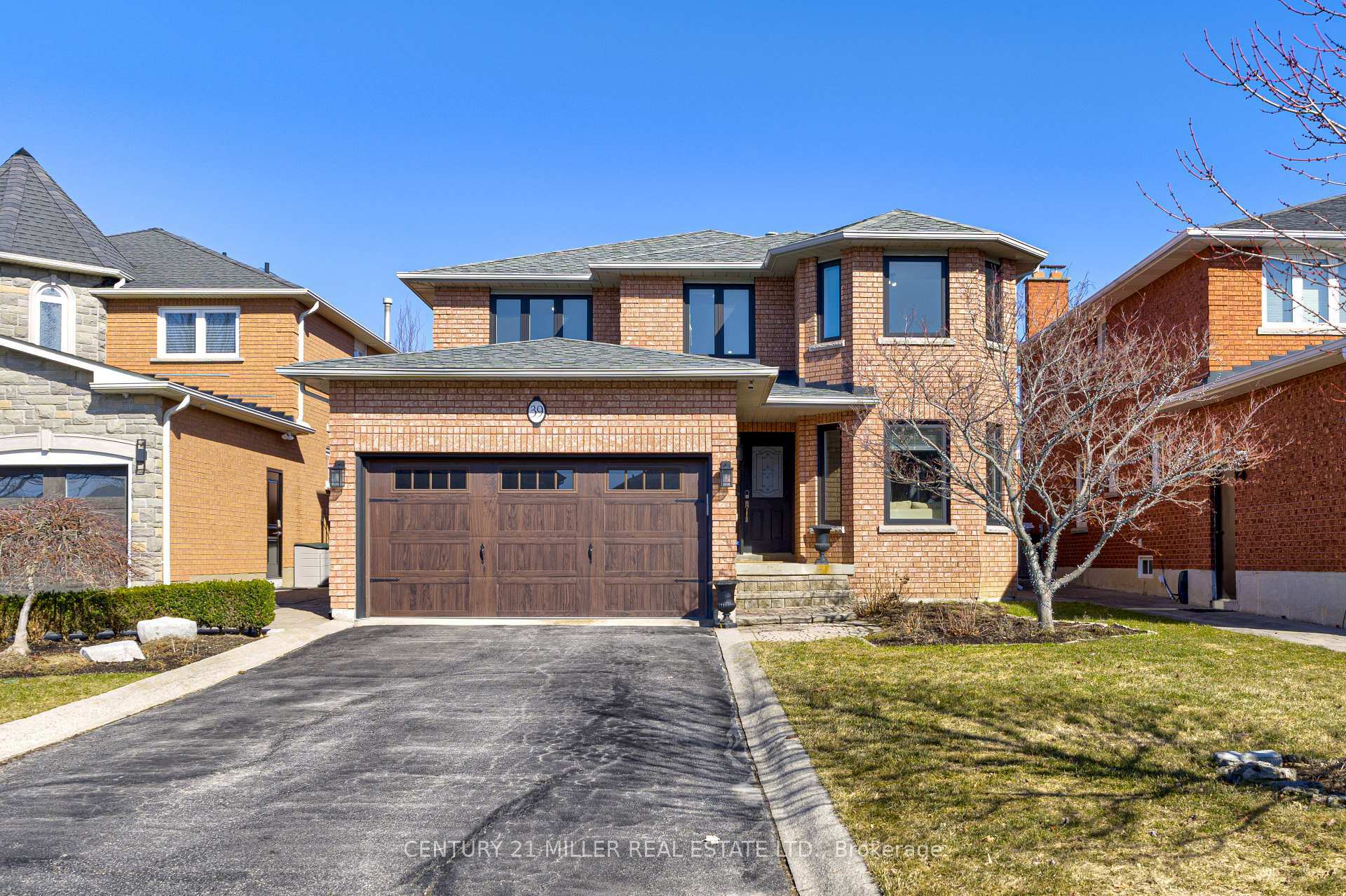 39 Iona Crescent  Vaughan ON L4H 1C4 photo