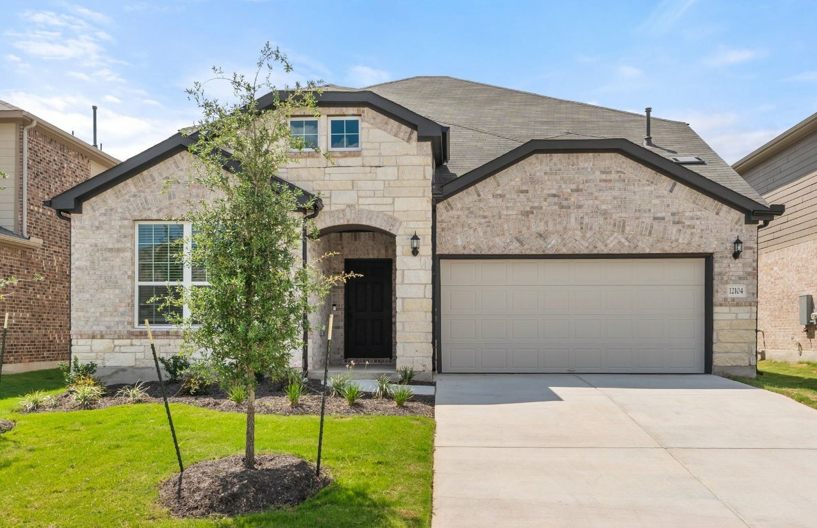 Property Photo: 12104 Bacalar Bend TX 78653