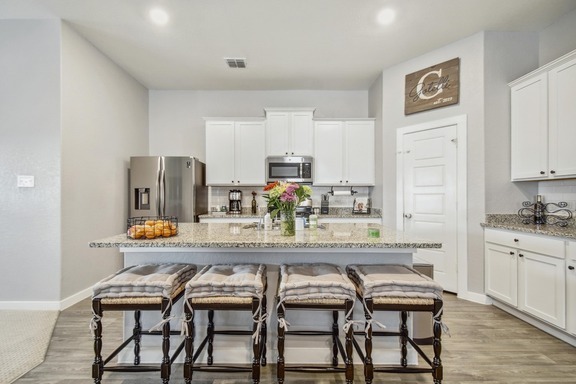 Property Photo: 5907 Akin Run TX 78261