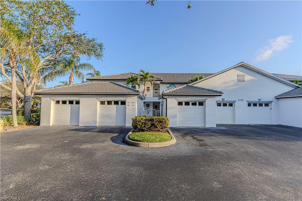 Property Photo: 2120 Cay Lagoon Dr 222 FL 34109