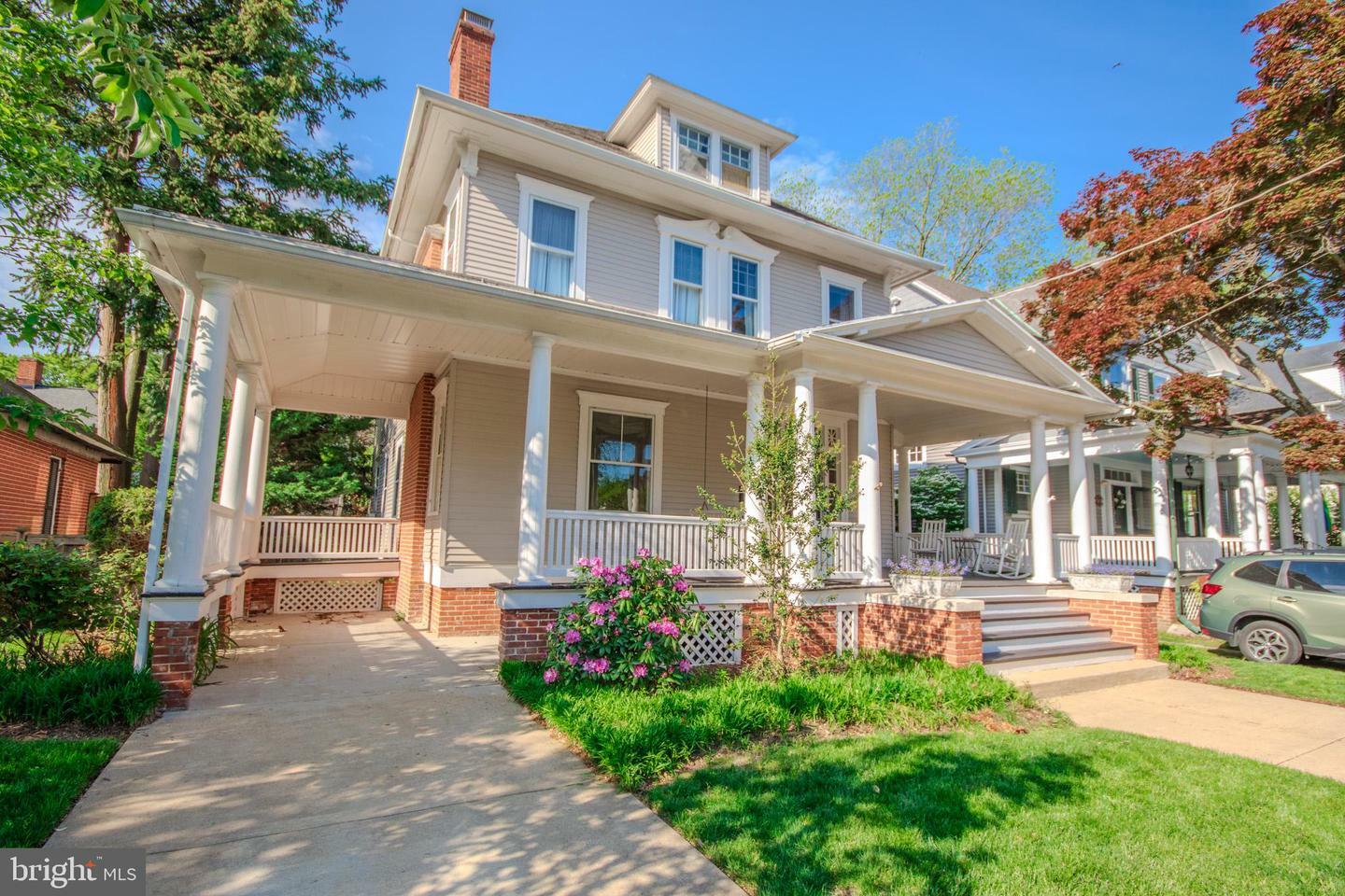 Property Photo: 102 W William Street MD 21801