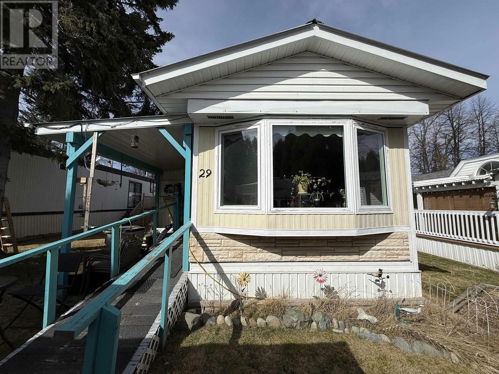 Property Photo: 654 North Fraser Drive 29 BC V2J 5A7