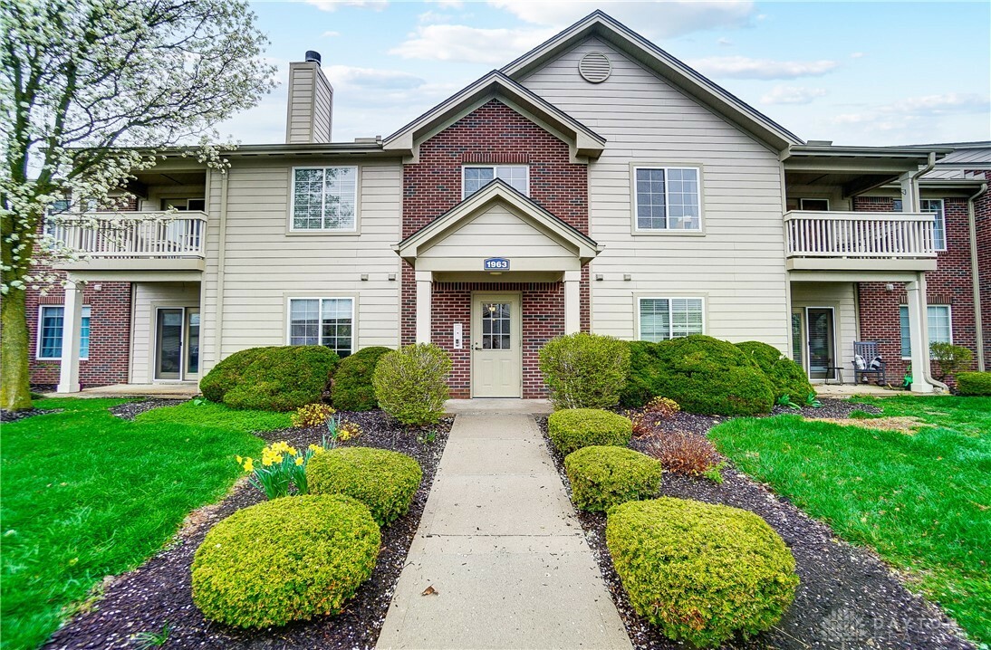 Property Photo: 1963 Waterstone Boulevard 207 OH 45342