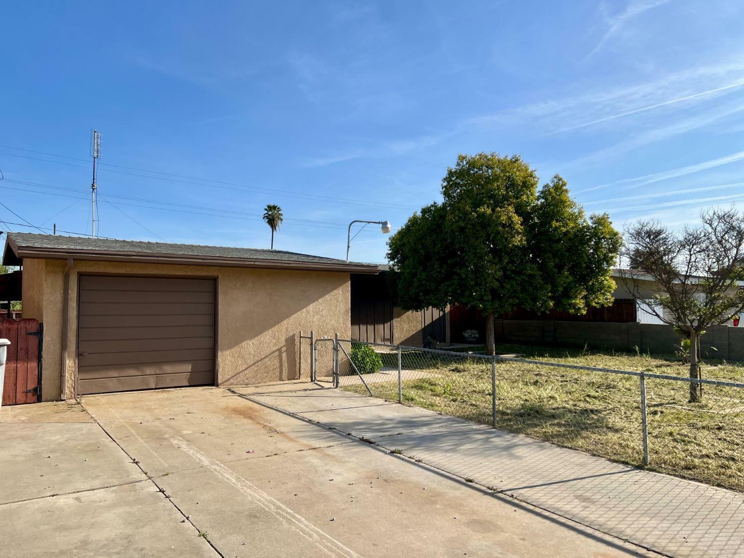 115 Beverly Drive  Clovis CA 93612 photo