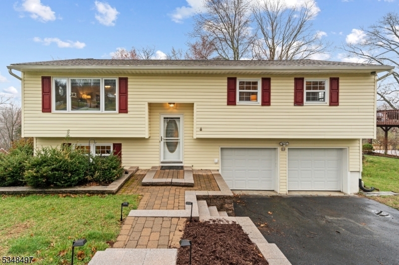 Property Photo:  22 Mountain Heights Dr  NJ 07871 