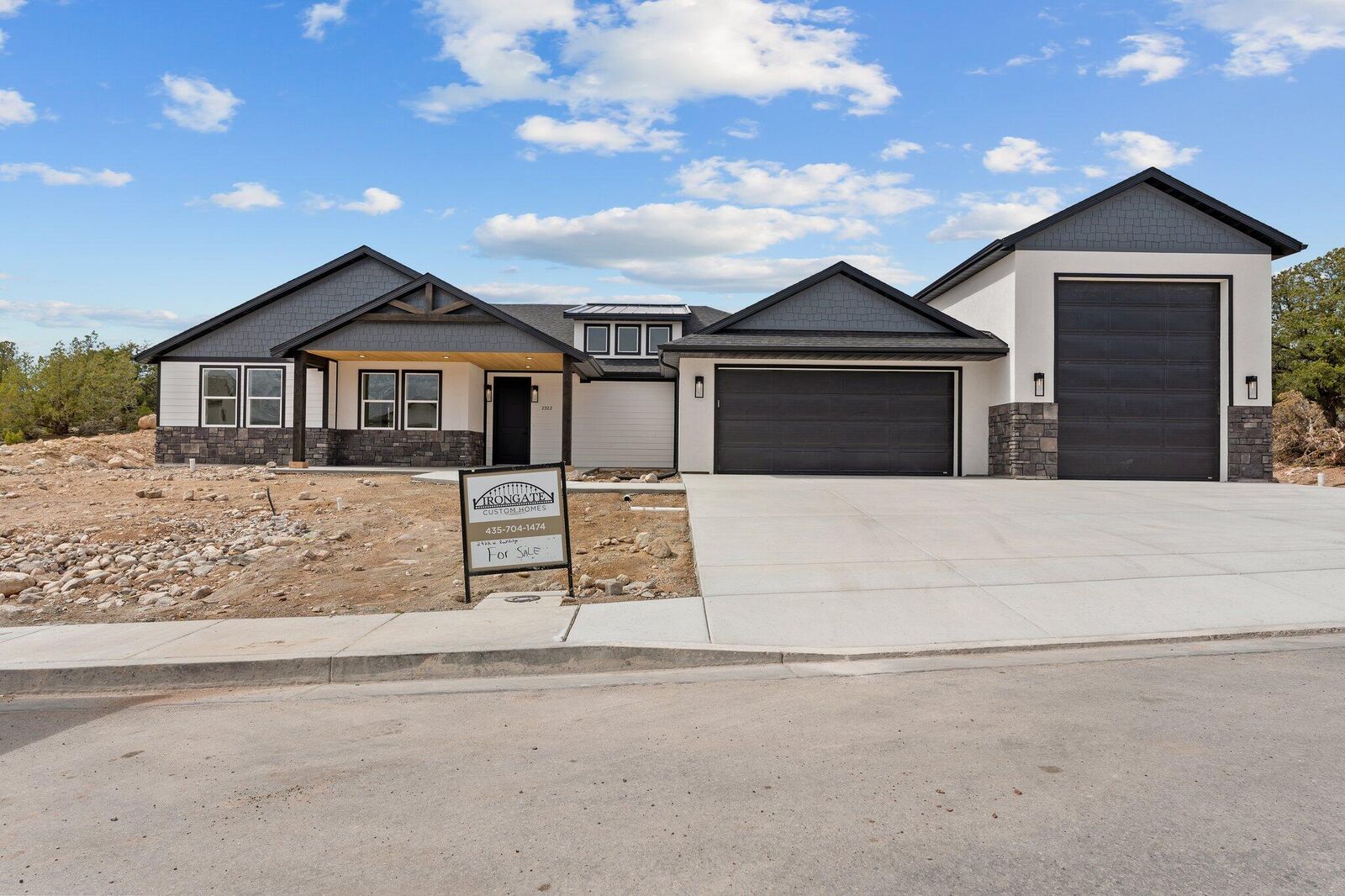 Property Photo:  2922 W Rock Ridge Rd  UT 84720 