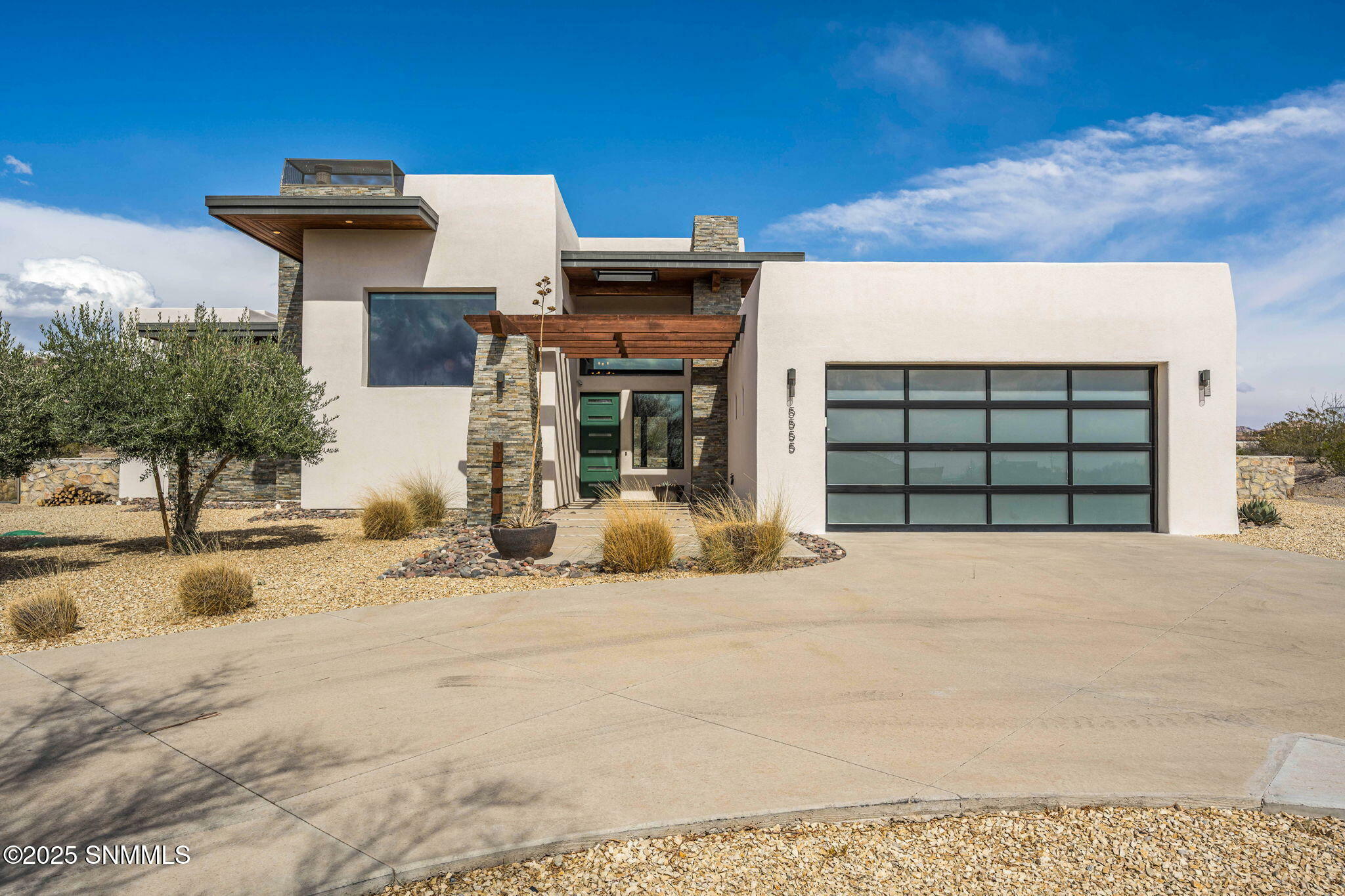 Property Photo:  5555 Via Segura  NM 88011 