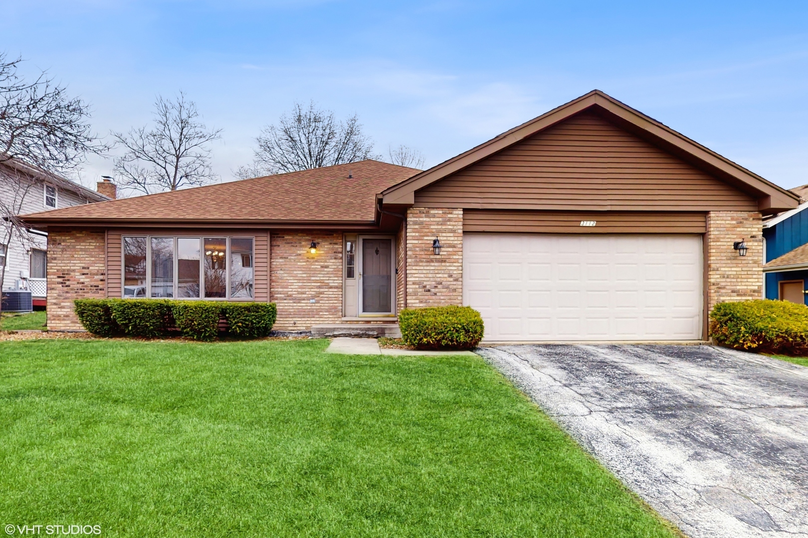 3112 Hedgerow Lane  Homewood IL 60430 photo