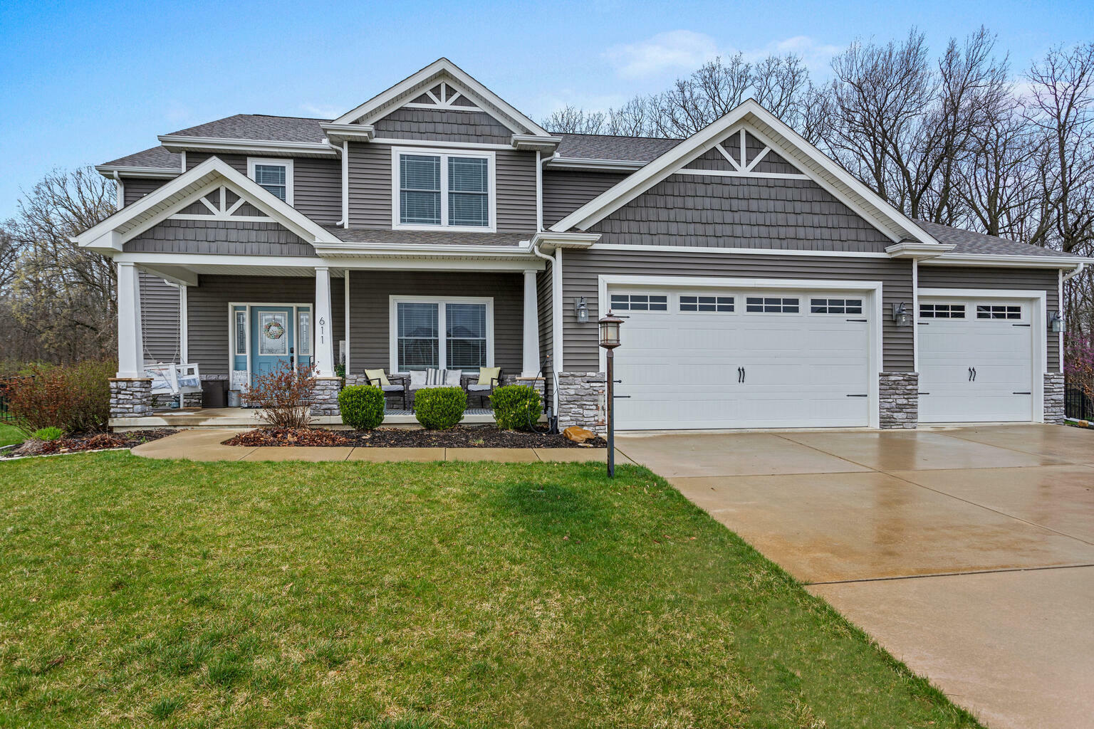 611 Weldon Springs Road  Monticello IL 61856 photo