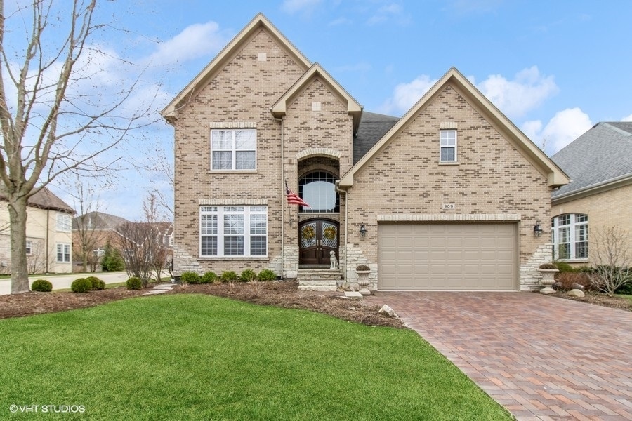 909 Red Oak Drive  Western Springs IL 60558 photo
