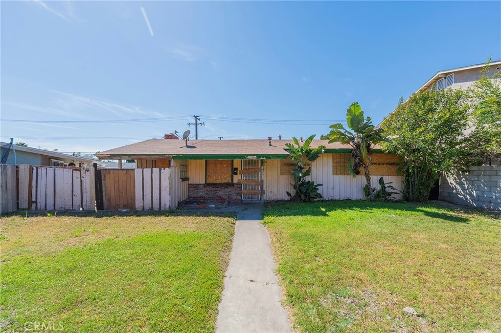 Property Photo:  10511 Brookhurst Street  CA 92804 