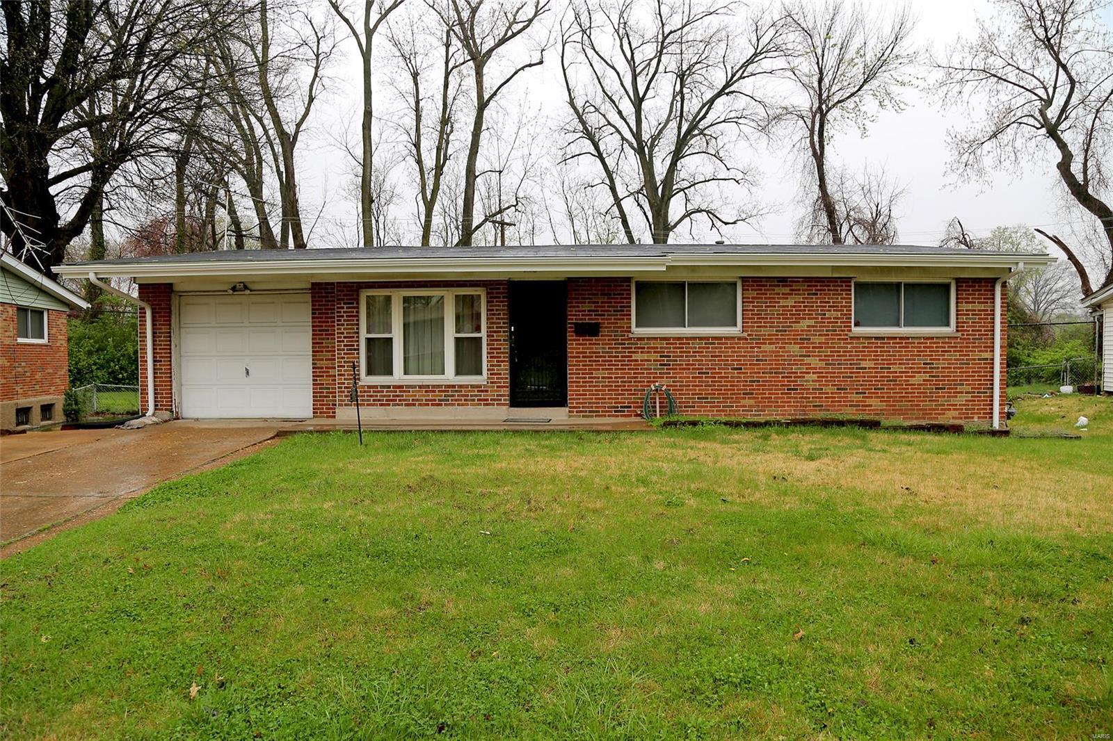 Property Photo:  2268 Hudson Road  MO 63136 