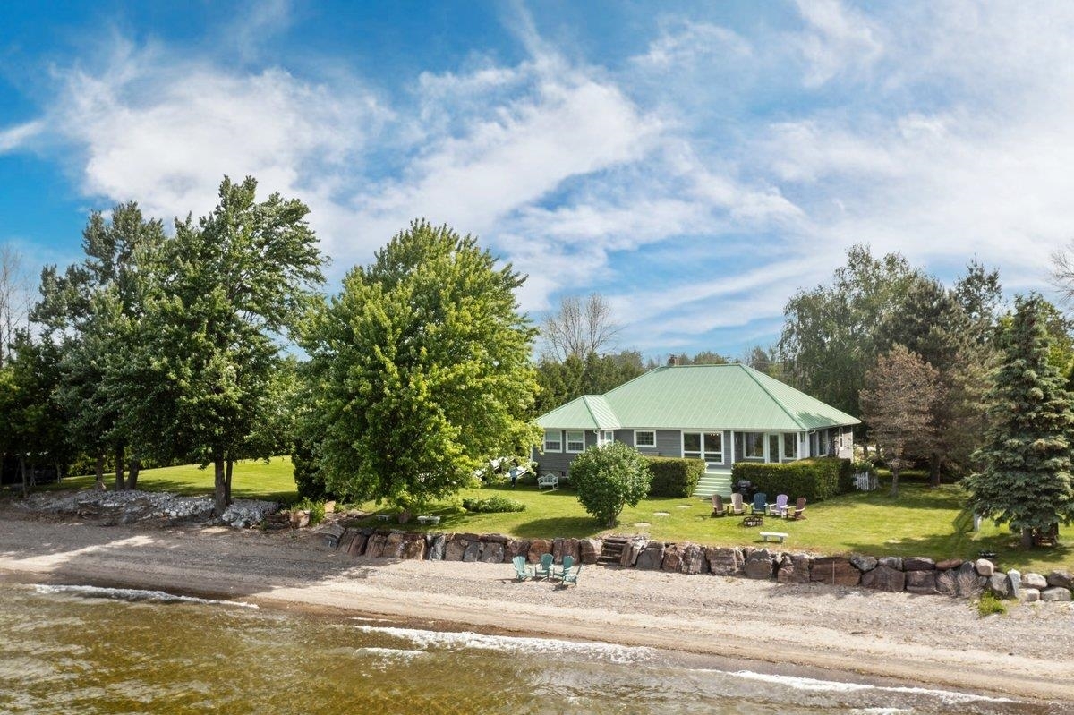 16 Mott South Street  Alburgh VT 05440 photo