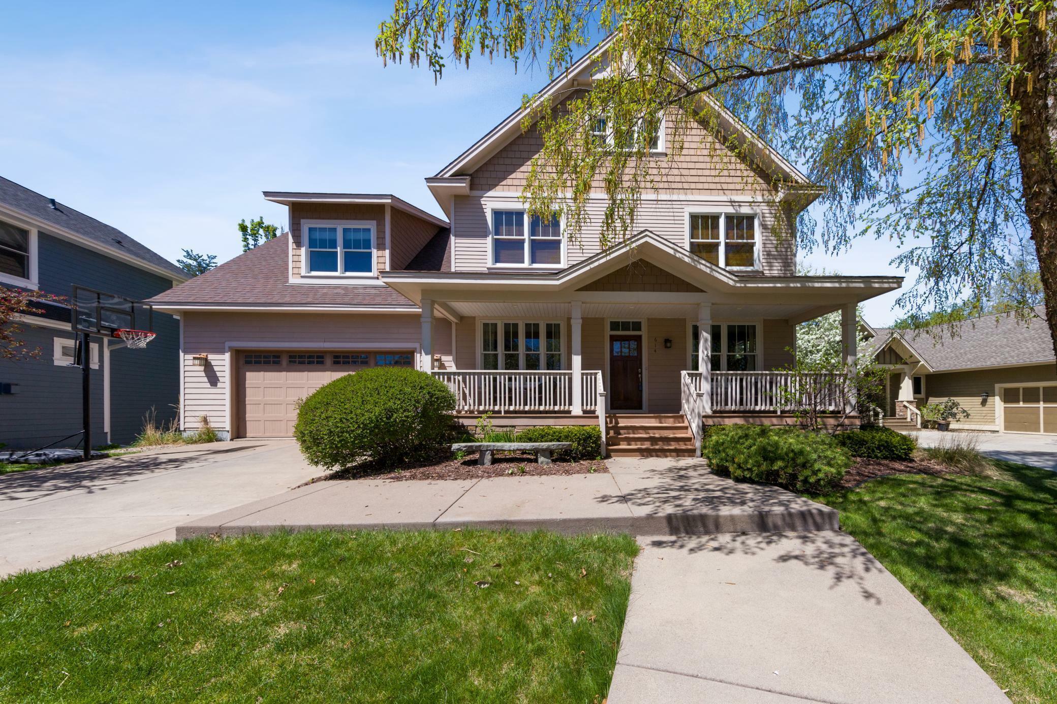 Property Photo: 614 Eben Court MN 55082