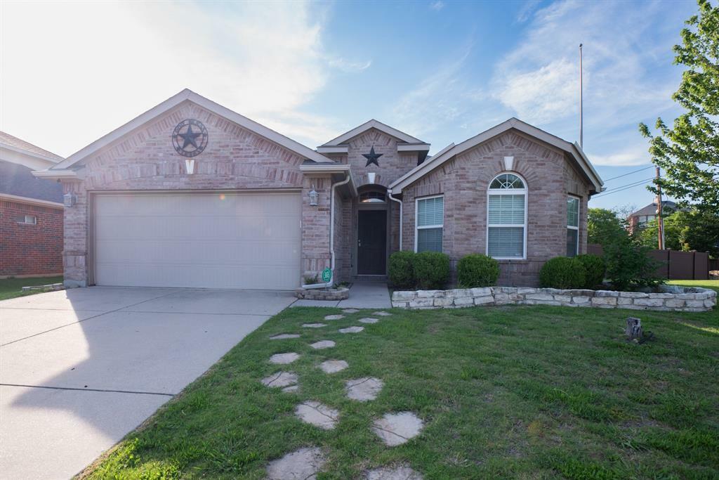 Property Photo: 6305 Pool View Drive TX 75249