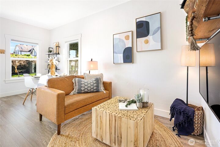 Property Photo:  1809  22nd Street  WA 98201 