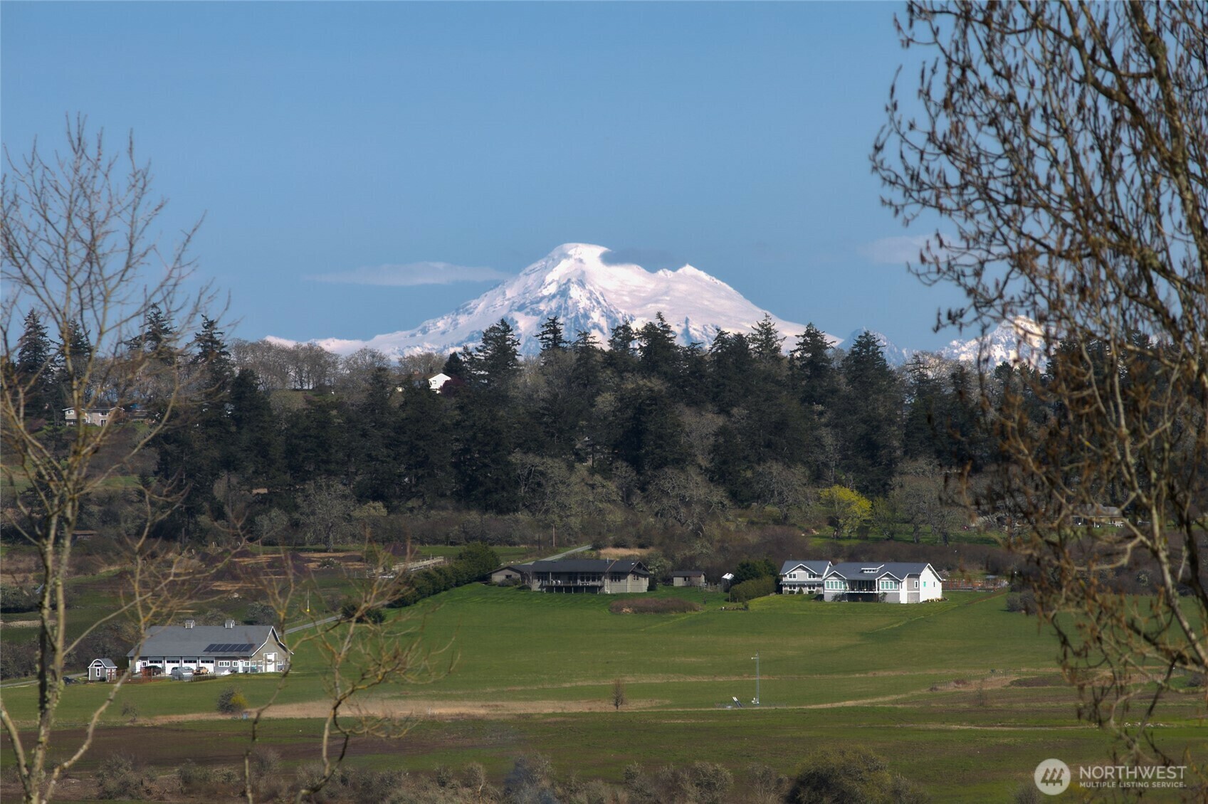 Property Photo: 21 Ranchos Road WA 98250