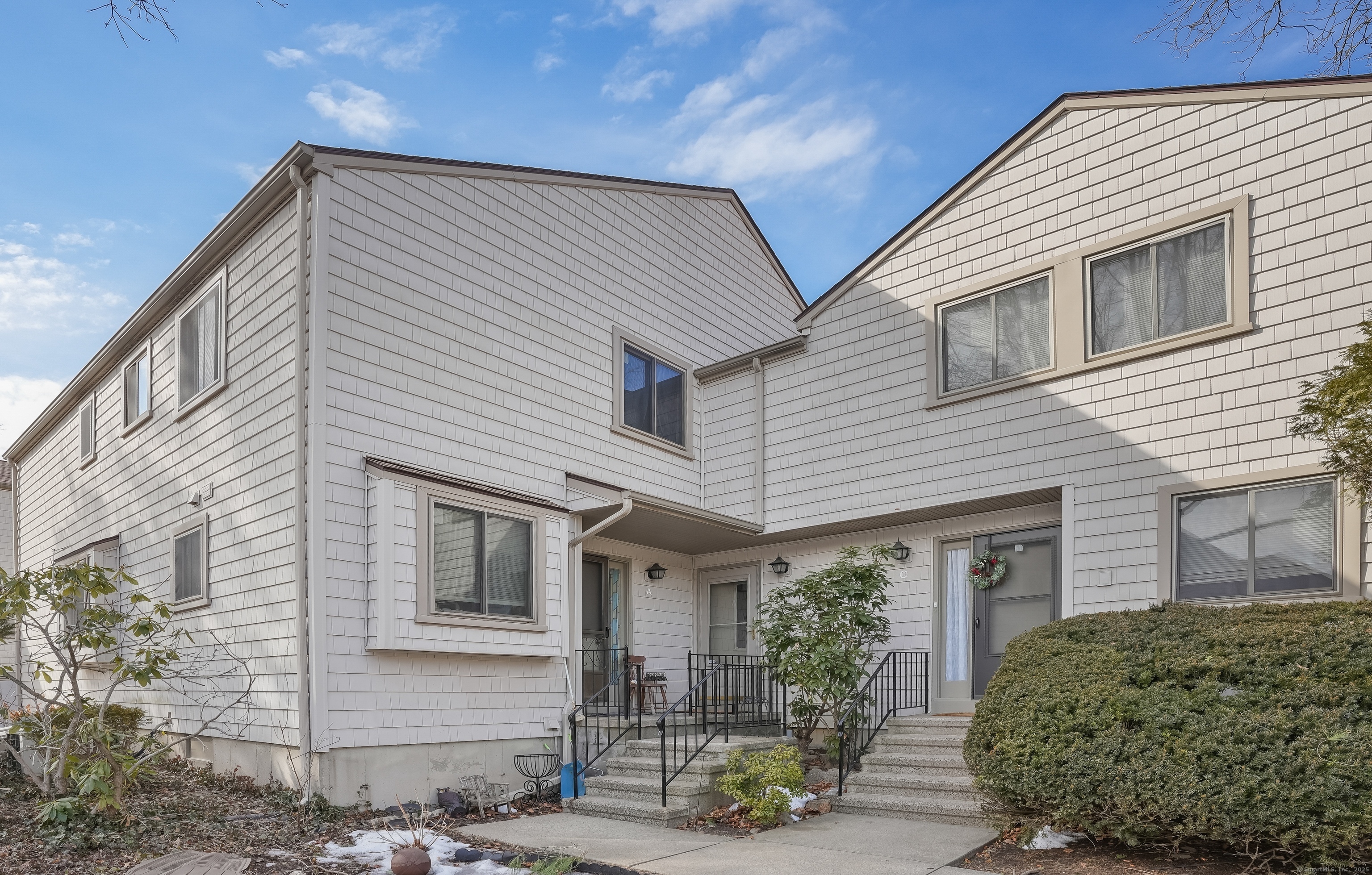 111 Fiddler Green Road B  Stratford CT 06614 photo