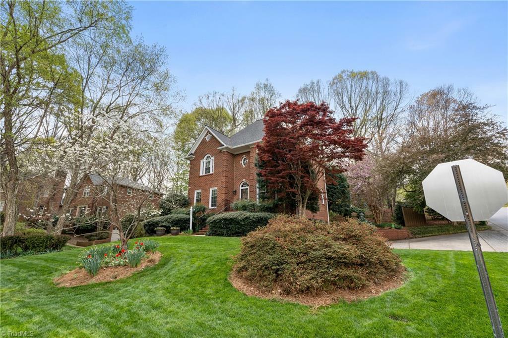 Property Photo: 900 Ridge Gate Drive NC 27023