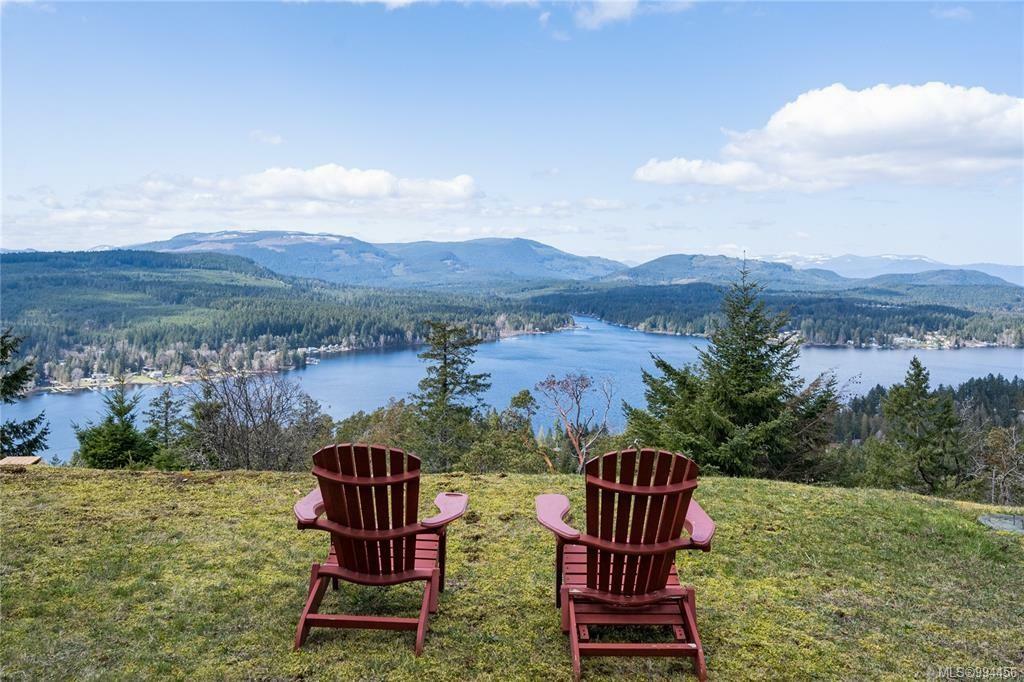 Property Photo: 1828 Strathcona Hts BC V8H 2A9