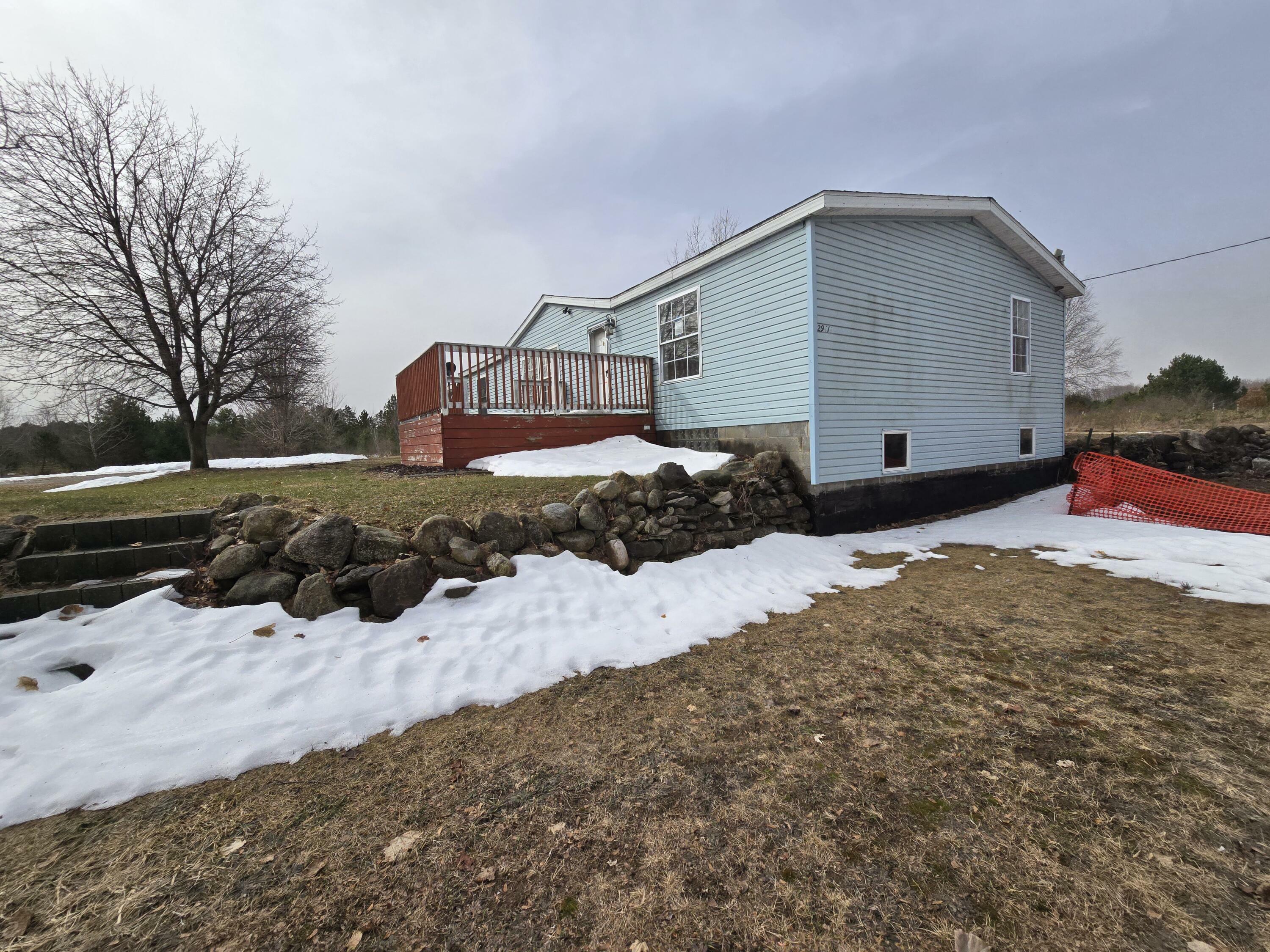 Property Photo: 6120 Walker Road MI 49705