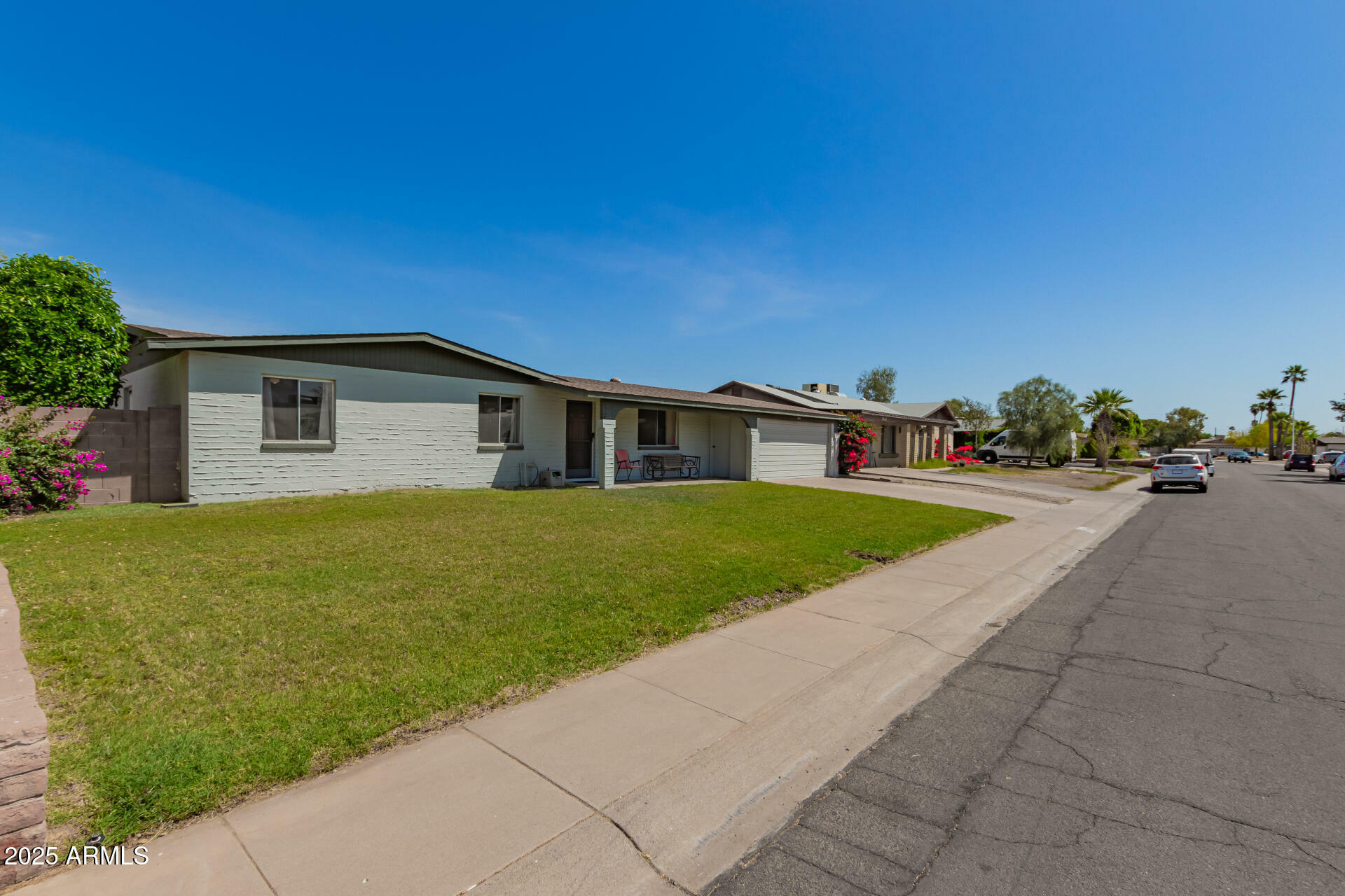 Property Photo: 3846 W Hatcher Road AZ 85051