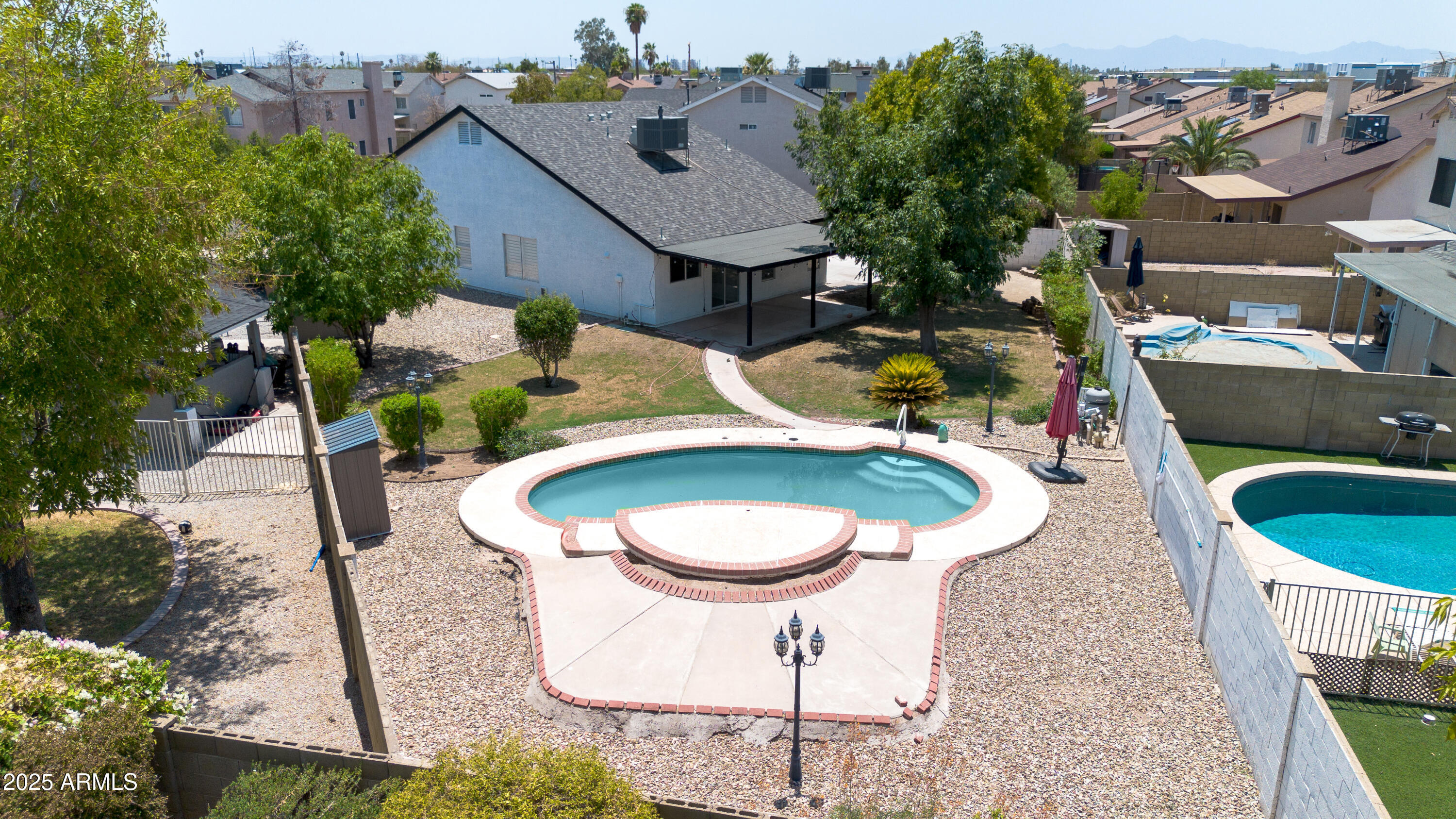 Property Photo:  9962 N 76th Lane  AZ 85345 